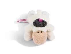Nici 44264 MagNICI Schaf Jolly Chic Ca 12cm Plüsch Jolly Journey In Paris Magnettier -Nici 44264 02 ZA 2048x1575
