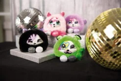 Nici 47908 Pixidoos Pets 2-in-1 Wendeplüsch Hase Pinbi 12cm Rosa-pink Plüsch -Nici 47907 10 47906 47909 47908 Milieu 2048x1365